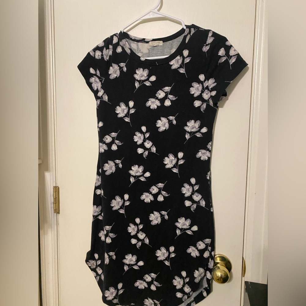 Heart & Hips Black Floral Midi Dress
